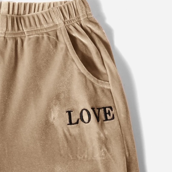 Girls Size 11-12 Black & Tan Hoodie and Jogger Bundle - Picture 7 of 12